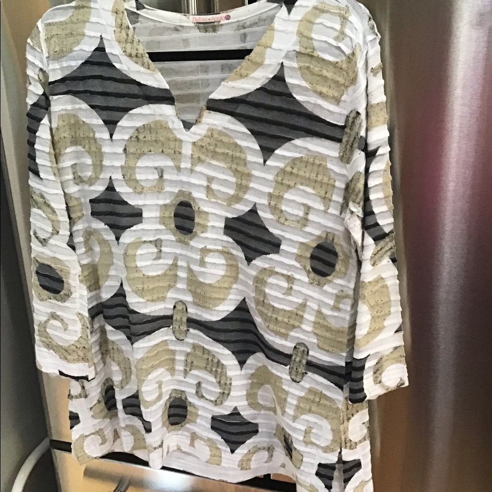 Top nwot size  Xlarge